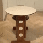 Table ronde design en bois – Image 2